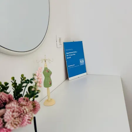 Erika - For 2 Near The *