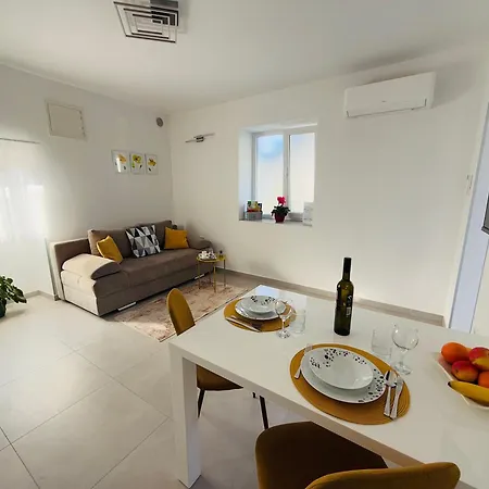 Erika - For 2 Near The Apartamento