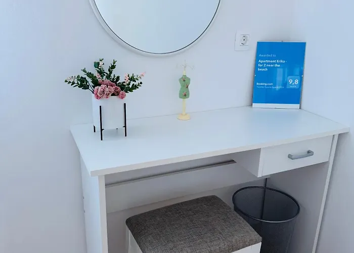 公寓 Erika - For 2 Near The 普拉